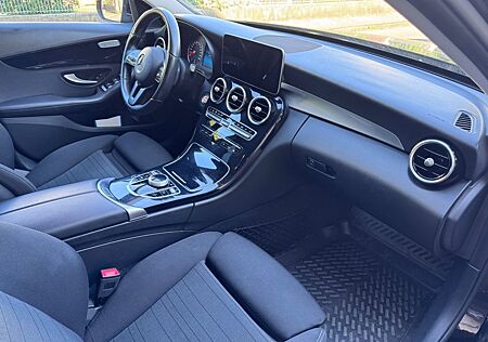 Mercedes-Benz C 220 d Autom. -