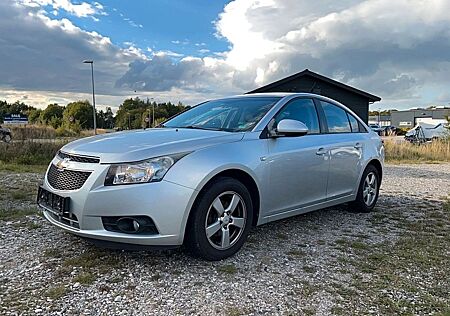 Chevrolet Cruze 1,8 benzin
