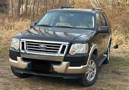 Ford Explorer Eddie Bauer Edition 7 Sitzer