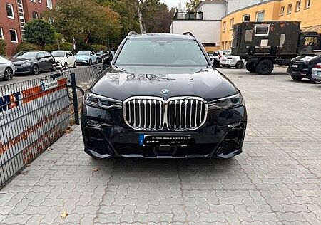 BMW X7 xDrive40i -