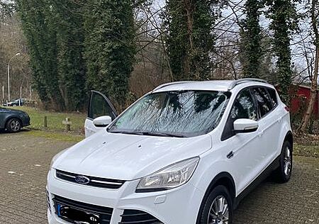 Ford Kuga 2,0 TDCi 4x4 103kW Titanium PowerShift ...