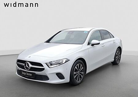 Mercedes-Benz A 180 d Lim Progressive*Navigation*PTS*SpurH*SHZ