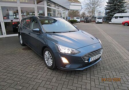 Ford Focus 1.0 Turn."Titanium" LED+Navi+PDC+Alus