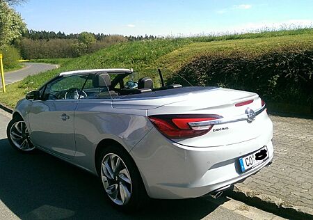 Opel Cascada 1.6 ECOTEC DI Turbo 147kW INNOVATION...