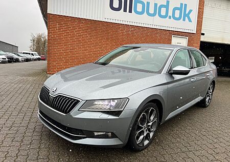 Skoda Superb Lim EXECUTIVE LEATHER LED KEYLESS VIRTUAL