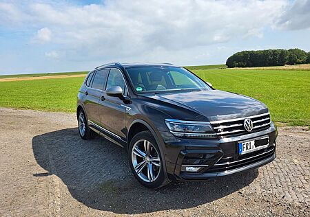 VW Tiguan Allspace Volkswagen R-Line Highline 2.0TDI DSG 4 MOT