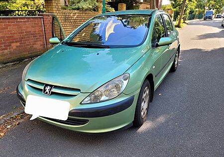Peugeot 307 1,6i aus Familienbesitz