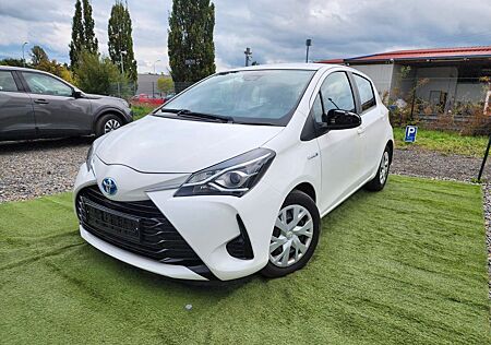 Toyota Yaris Hybrid 1,5 Navi Kamera