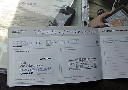 Skoda Roomster Ambition Schekheft lückenlos.