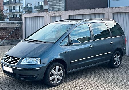VW Sharan Volkswagen 2.0TDI Highline TÜV Neu TOP
