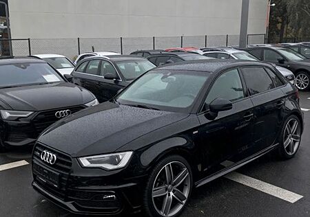 Audi A3 2.0 TDI S tronic S line Sportback ACC, 19zoll
