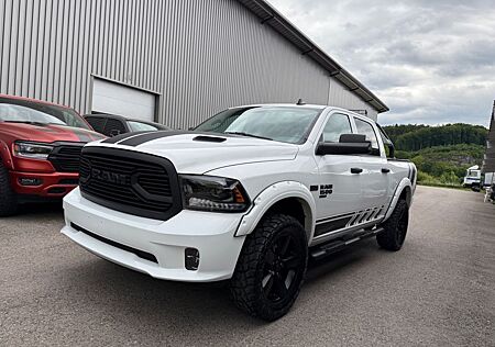 Dodge RAM 1500 HEMI 5.7L CREW CAB SPORT HOCH & BREIT