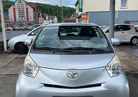 Toyota iQ Basis nur 114 Tkm