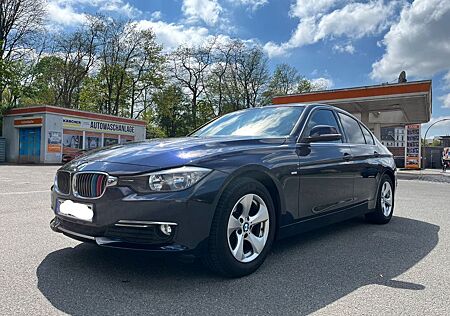 BMW 320 Baureihe 3 Lim. i Dynamics Edition Luxury