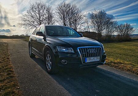 Audi Q5 2.0 TFSI quattro S - Gepflegt / TüV neu / AHK