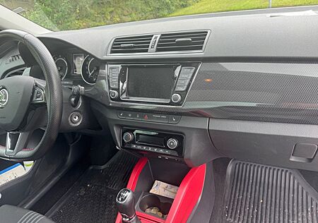 Skoda Fabia 1.0l TSI 81kW Monte Carlo Combi Monte ...