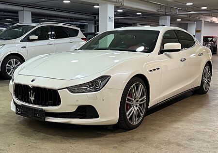 Maserati Ghibli Leder~Navi~Klima~Automatik~Schiebedach