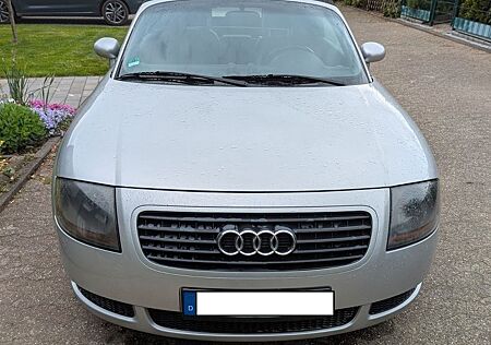 Audi TT Roadster 1.8T 132 kW -