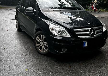 Mercedes-Benz B 180 CDI -