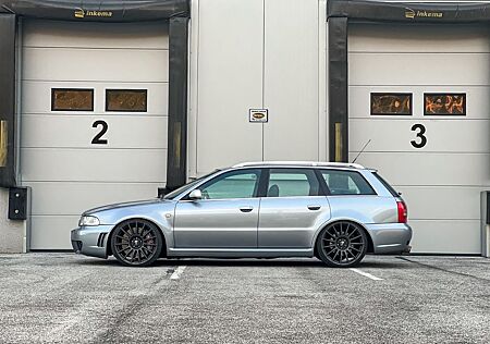 Audi RS4 2.7 quattro avus silver