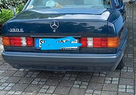 Mercedes-Benz 190
