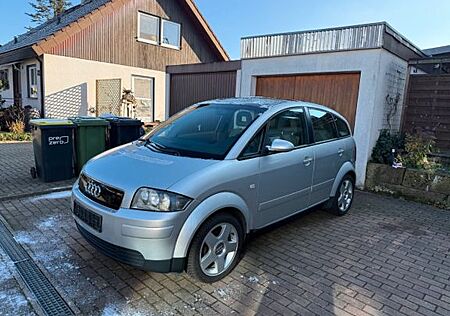 Audi A2 1.6 FSI -