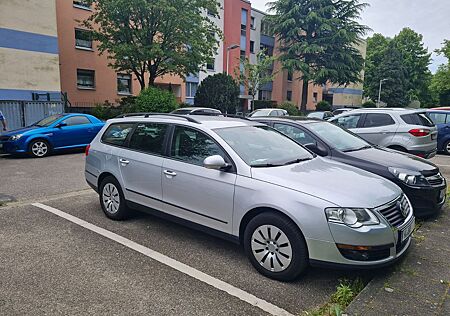 VW Passat Variant Volkswagen 2.0 TDI DPF DSG Trendline Var...