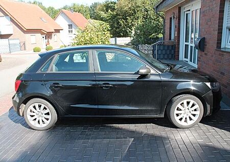 Audi A1 1.2 TFSI Attraction Sportback Attraction