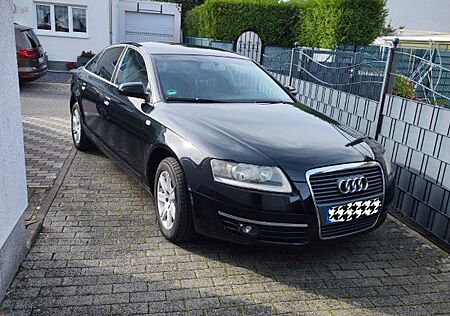 Audi A6 2.4 multitronic -