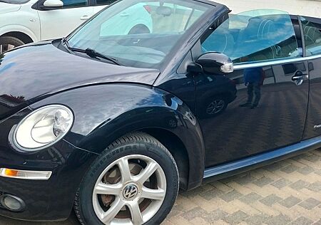 VW Beetle Volkswagen NEW CABRIO 1.6 , KLIMA,PDC,TEMPOMAT, TOP