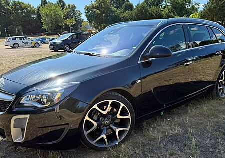 Opel Insignia Sports Tourer OPC 2.8 V6 Turbo 4x4 OPC