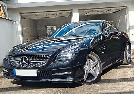 Mercedes-Benz SLK 200 7G-tronic Edition1 AMG Designo Airscarf