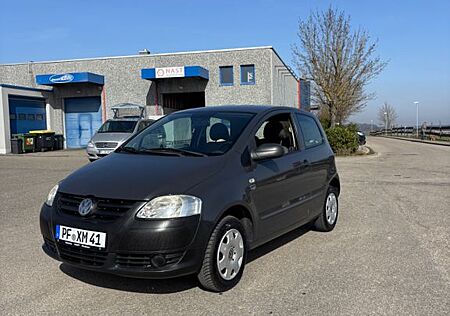 VW Fox Volkswagen 1,2 TÜV Neu Wartung Neu