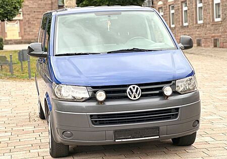 VW T5 Transporter Volkswagen 2.0 TDI 8 Sitzer Klima 1Hand AHK.