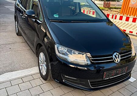 VW Sharan Volkswagen 2.0 TDI DSG BlueMotion Tech Highline ...