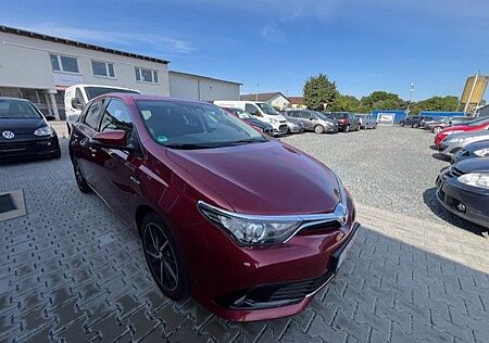 Toyota Auris Hybrid Edition-S+
