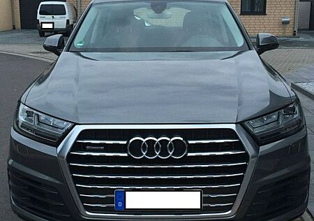 Audi Q7 3.0 TDI quattro tiptronic -