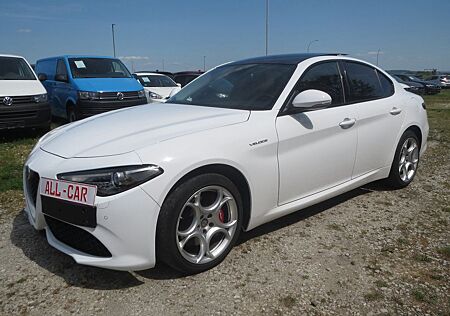 Alfa Romeo Giulia Veloce Q4*PANO*LEDER*ACC*LED*PDC*KAMERA