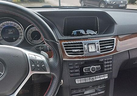 Mercedes-Benz E 250 T AMG Line Autom.