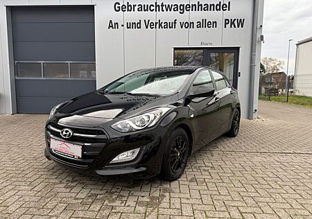 Hyundai i30 blue Classic*1HAND*SCHECKHEFT*8FACH BEREIFT