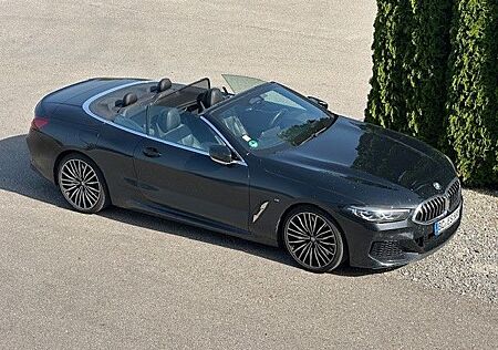 BMW M850i xDrive Cabrio -
