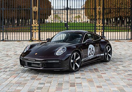 Porsche 992 Sport Classic - brand new, PTS Superior Red