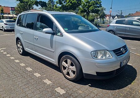 VW Touran Volkswagen 1.9 TDI 77kW Conceptline Conceptline