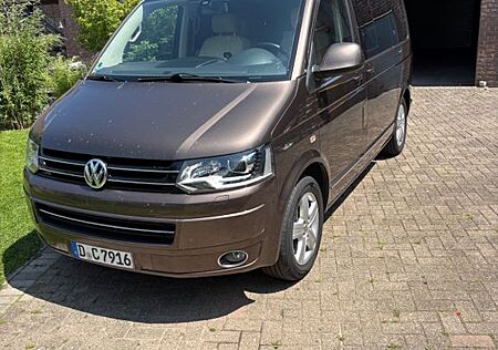VW T5 Multivan Volkswagen Highline