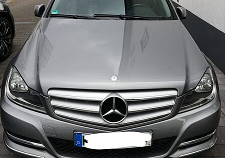 Mercedes-Benz C 250 CDI 4MATIC T AVANTGARDE Autom. AVANTGARDE