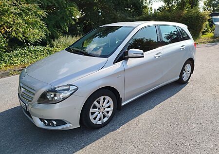 Mercedes-Benz B 180 CDI BlueEFFICIENCY -
