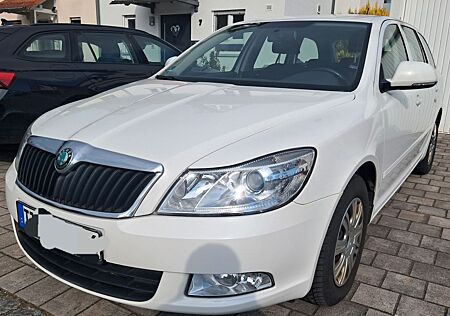 Skoda Octavia 1.6 TDI DSG Ambition, Klima, AHK
