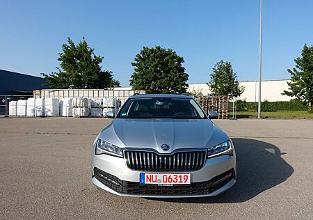 Skoda Superb Combi Ambition 2,0TDI DSG LED Navi