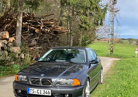 BMW 320Ci -