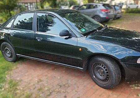 Audi A4 1.6 - 1995 - 192000 km - Batterie defekt